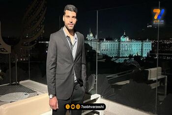 عکس یادگاری امیر جعفری و همسرش ریما رامین فر با مهدی طارمی