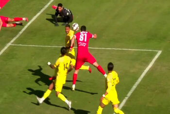 گل اول پرسپولیس به فجرسپاسی توسط شکاری