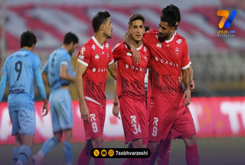 گزارش تصویری از تقابل جذاب پرسپولیس و چادرملو اردکان