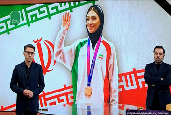 مبینا نعمت‌زاده:یک وجب از خاک کشورم را با هیچ چیزی عوض نمی‌کنم