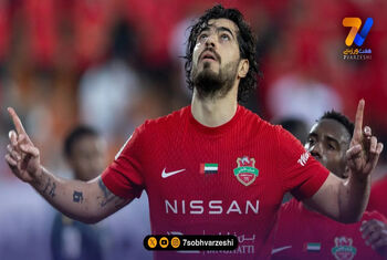 عزت اللهی در خانه خدا +عکس