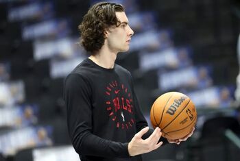 ستاره جدید شیکاگو بولز در NBA ؛جاش گیدی با قرارداد ۱۰۰ میلیون دلاری