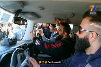 نگاهی به ماشین لوکس هادی چوپان، قهرمان بدنسازی ایران/ این دیگه ماشین نیست کشتیه